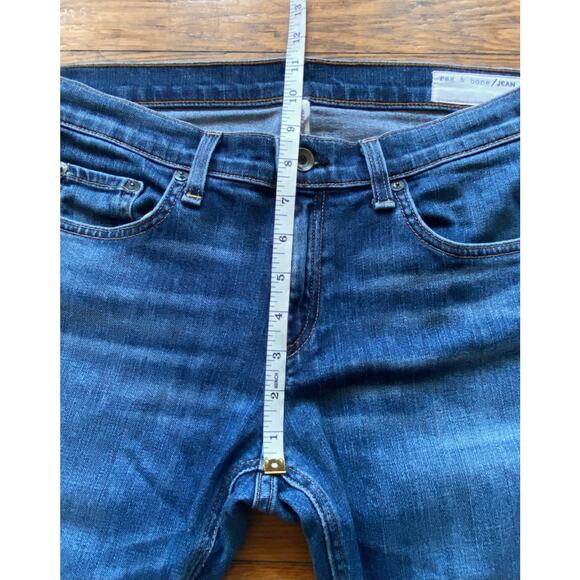 RAG & BONE 'Jean/Dre Capri' Jeans w/Raw Hem sz 28 (actually 31w) - Picture 10 of 13